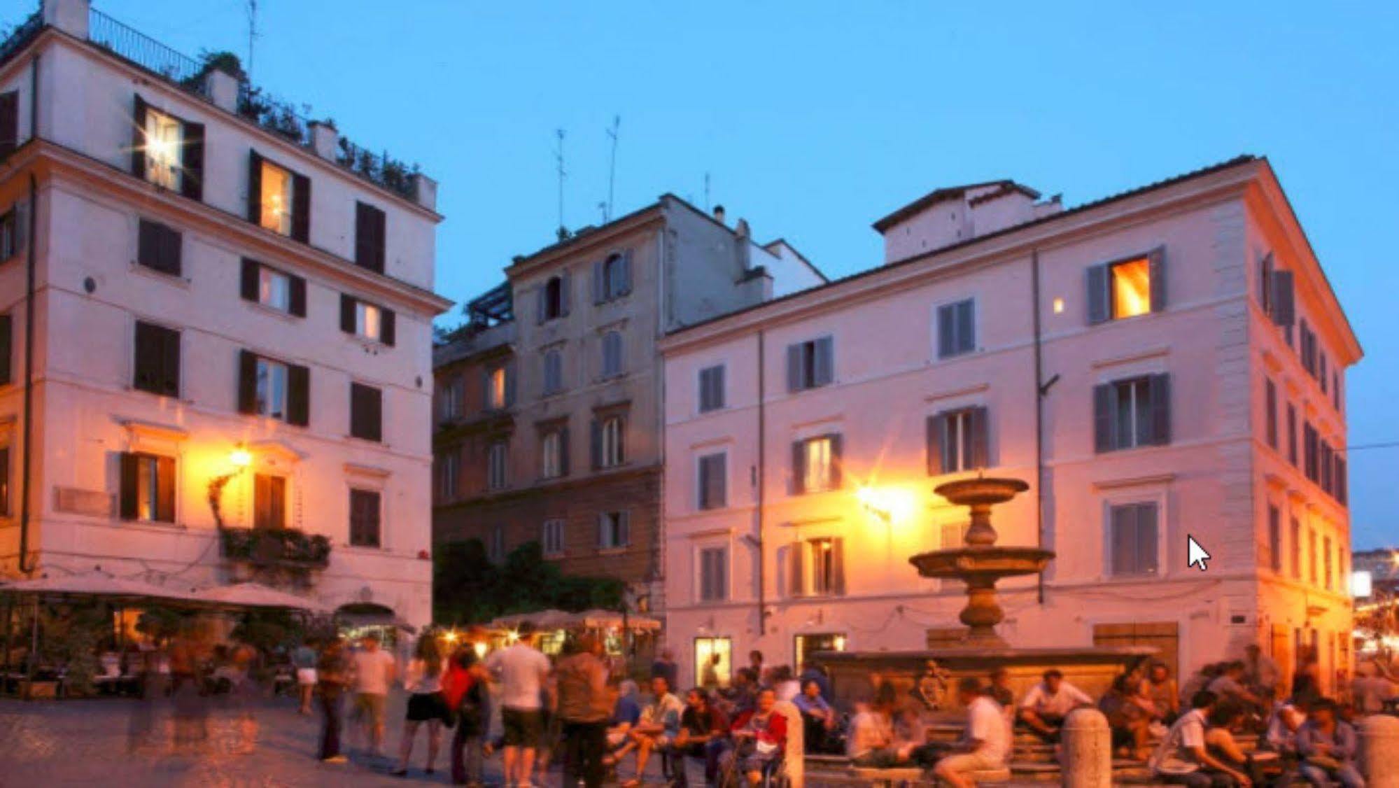 Hotel De Monti Rome Bagian luar foto